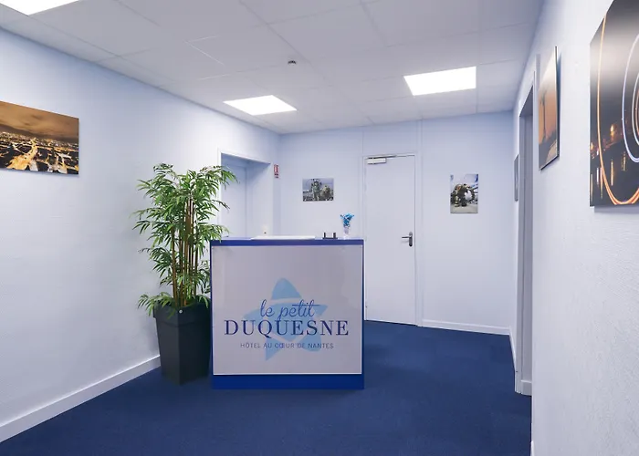 Hotel Le Petit Duquesne Nantes