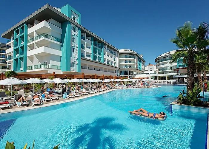 Sea Shell Resort & Spa Sidé