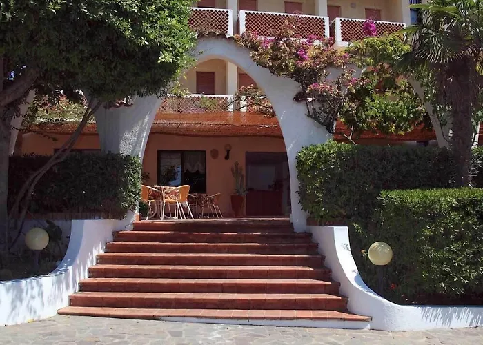 Hotel Punta Faro