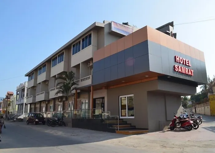 Hotel Samrat