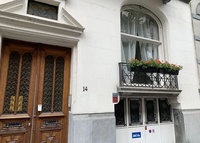 Chic Cocoon Guest House Saint-Gilles