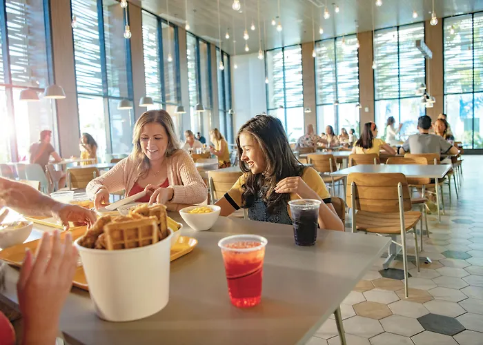 Universal'S Endless Summer Resort - Dockside Inn And Suites
