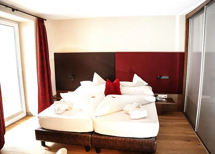 Hotel Riederhof- Urlaub Mit Wau! Ried im Oberinntal
