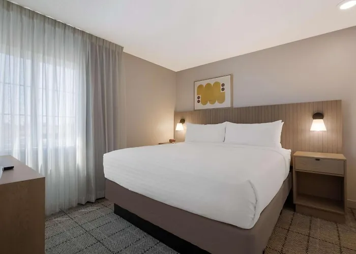 Sonesta Simply Suites Irvine East Foothill Lake Forest