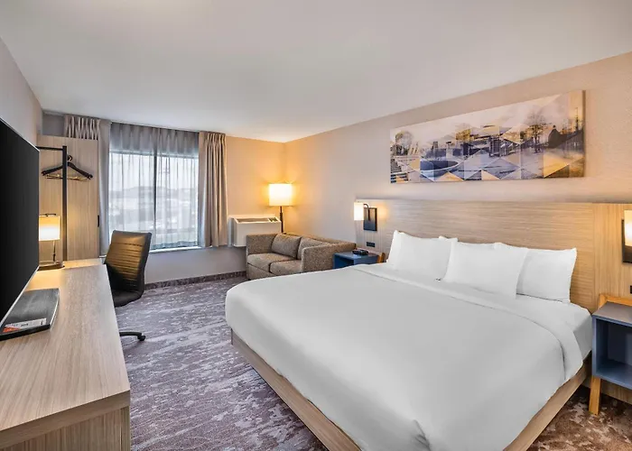 Comfort Inn East