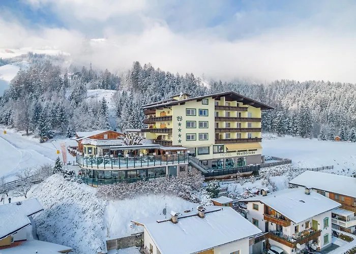 Hotel Waldfriede - Der Logenplatz Im Zillertal Fügen