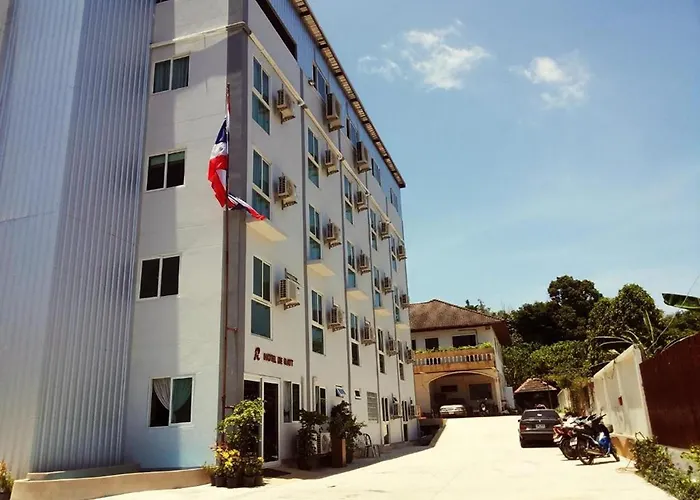 Hotel De Ratt Phuket