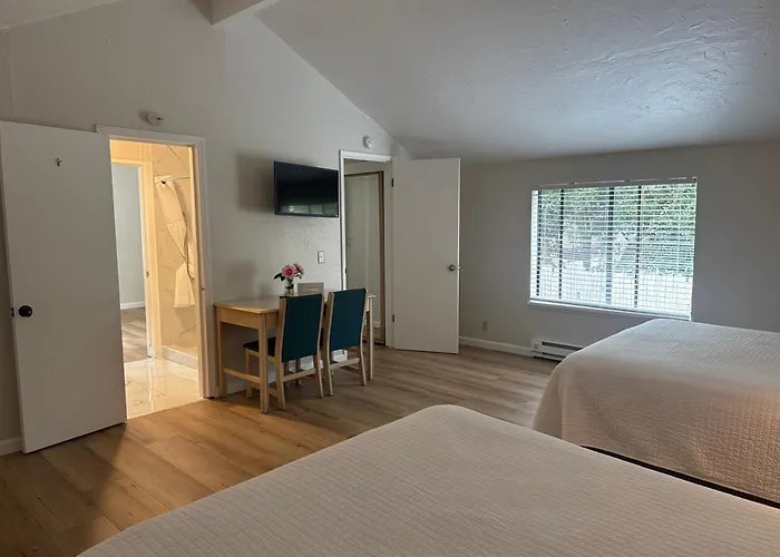 Carmel Resort Inn