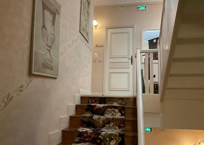 Hotel La Marjolaine à Juan-les-Pins
