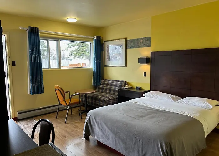 Motel R-100