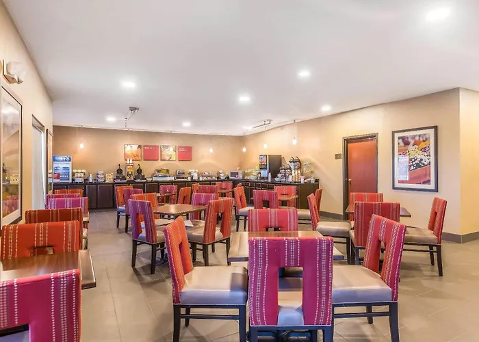 Comfort Suites Fort Wayne North