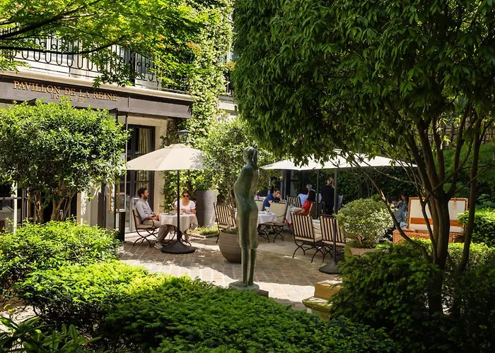 Le Pavillon De La Reine & Spa, Place Des Vosges París