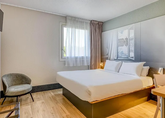 B&B HOTEL Bordeaux Mios
