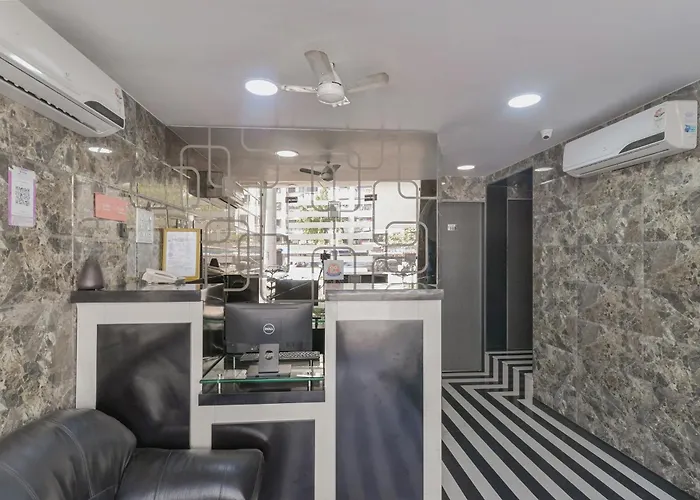 Hotel O By Oyo Ak Palace Near Chhatrapati Shivaji International Airport