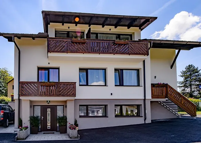 Hotel Haus Charlie Velden am Wörthersee