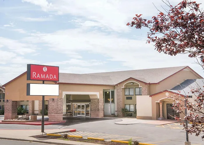 Ramada By Wyndham Albuquerque East Hotel