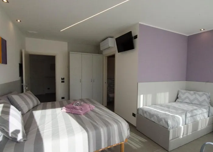Varese Comfort Room