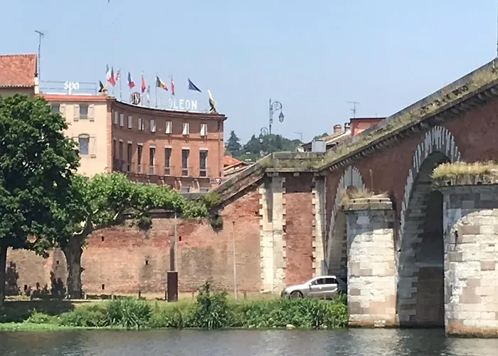 Hôtel Restaurant Le Pont Napoléon